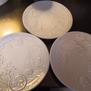 BICENTENNIAL POTTERY PLATES